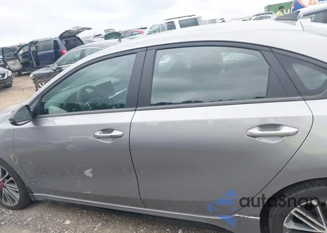 2024 Kia Forte Gt z USA, uszkodzony, nr VIN 3KPF44AC1RE706378